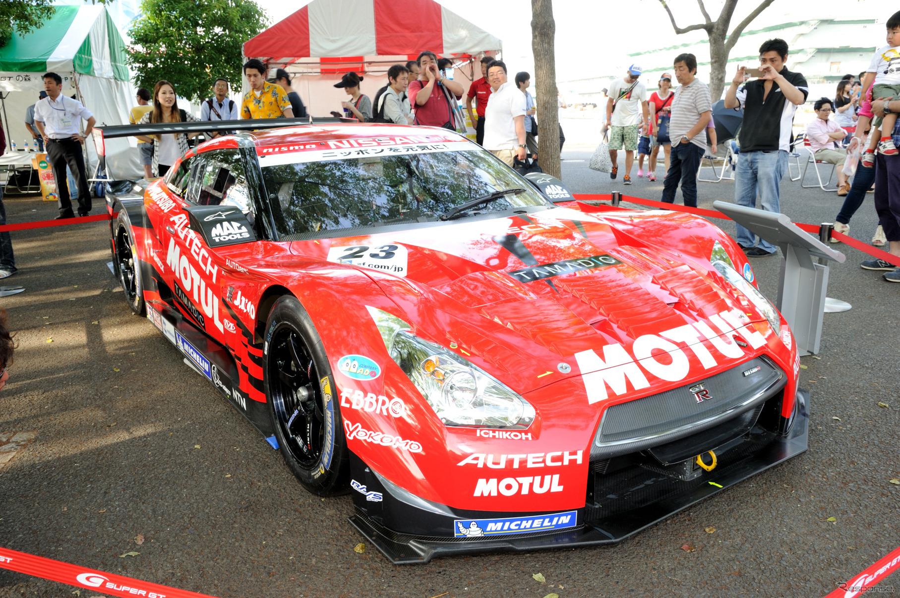 Y156に展示された2013MOTUL AUTECH GT-R