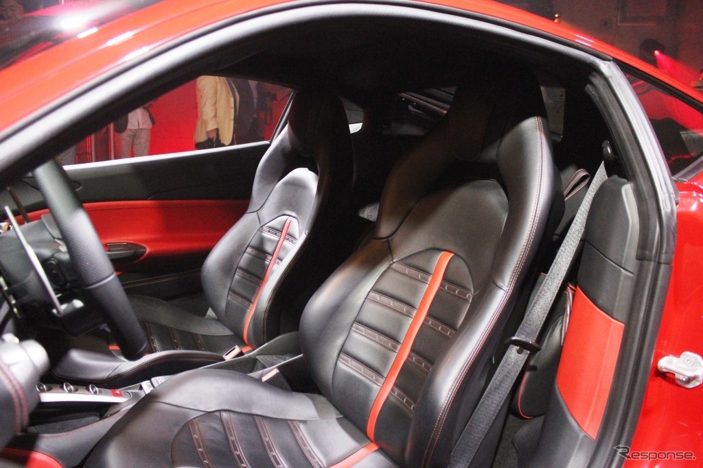 フェラーリ 488 GTB