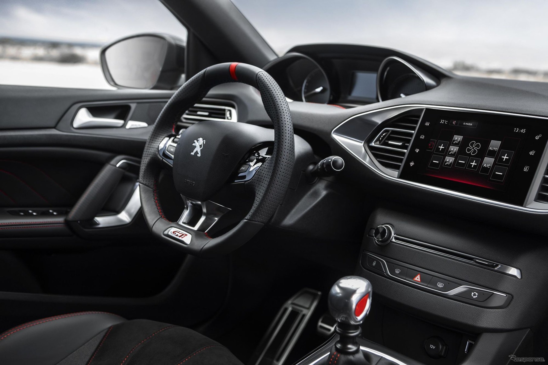 新型プジョー 308 GTi