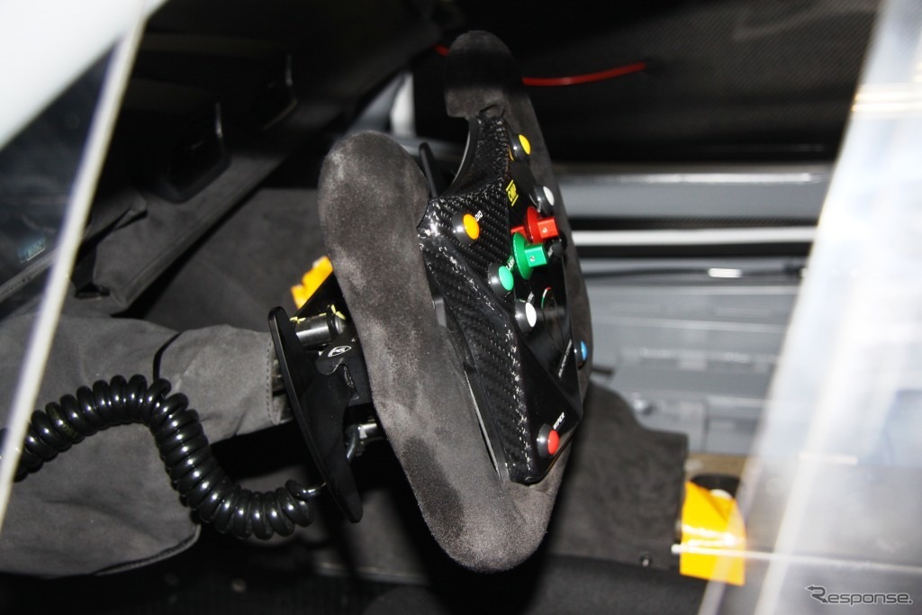 ランボルギーニウラカン LP 620-2スーパートロフェオ