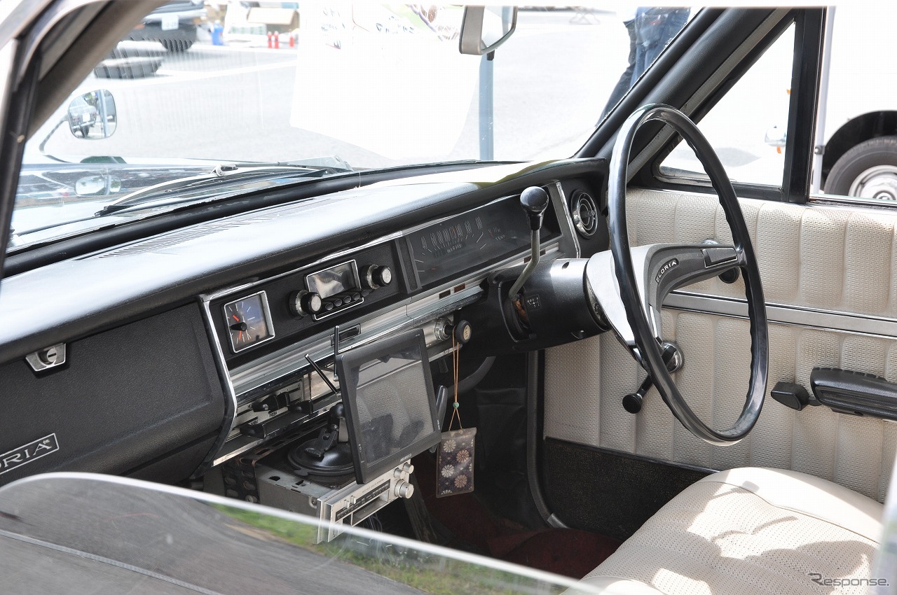 1969年 日産 グロリア スーパーデラックス