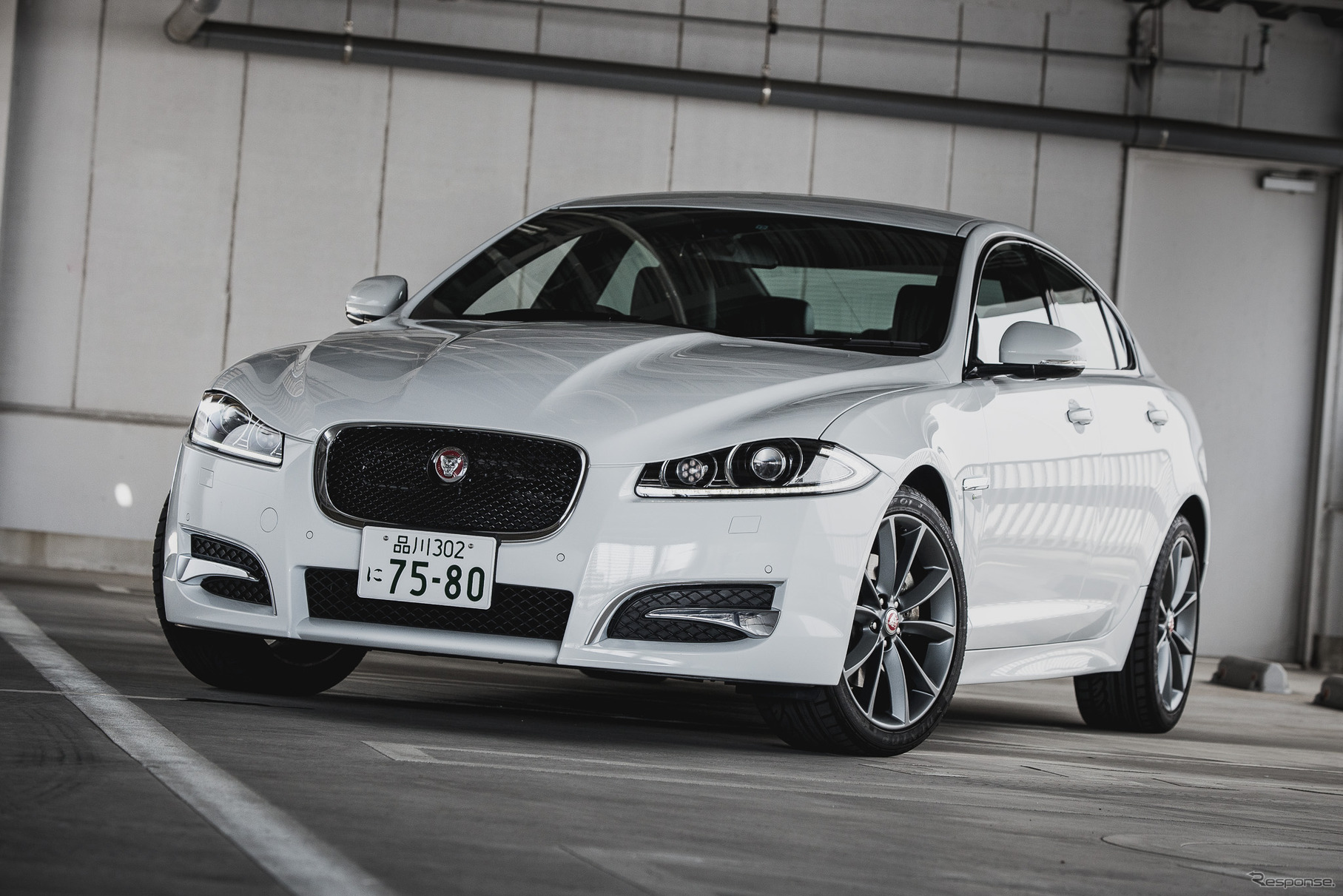 ジャガー XF Rスポーツ