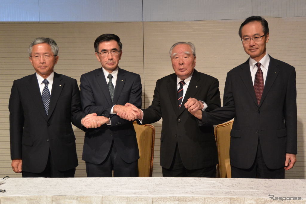 スズキ社長交代会見