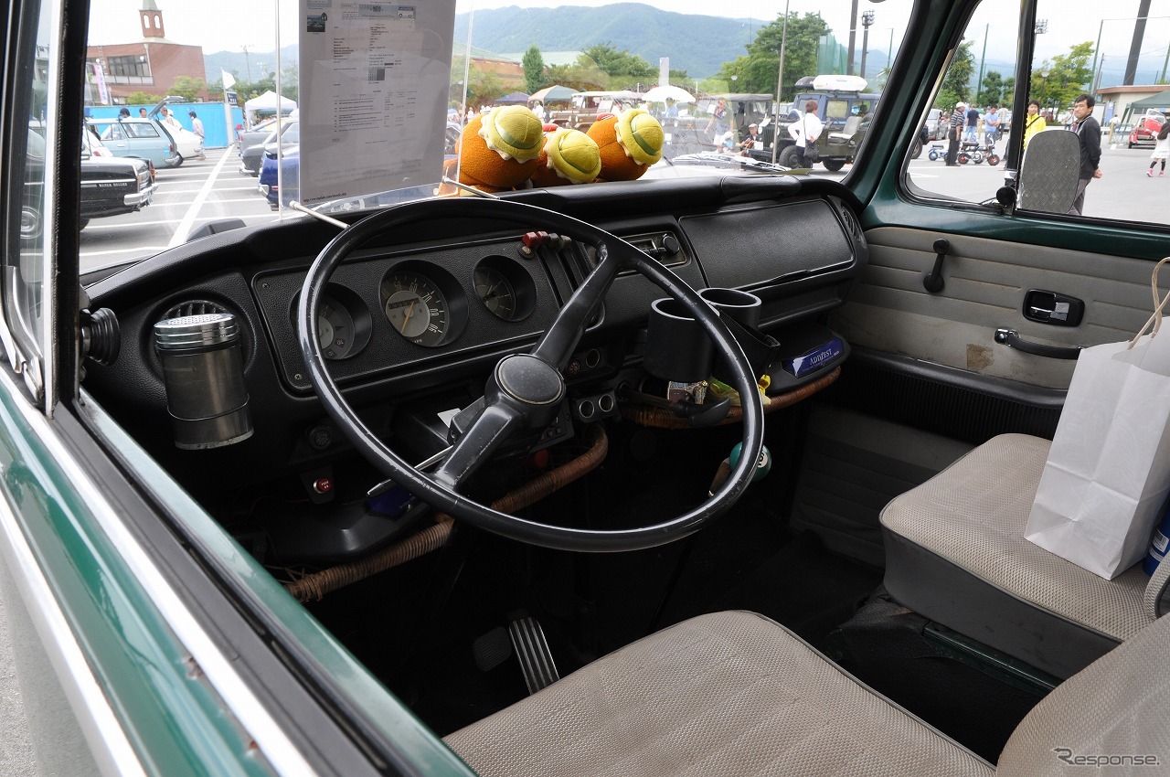 1970年 フォルクスワーゲン タイプ2 マイクロバス