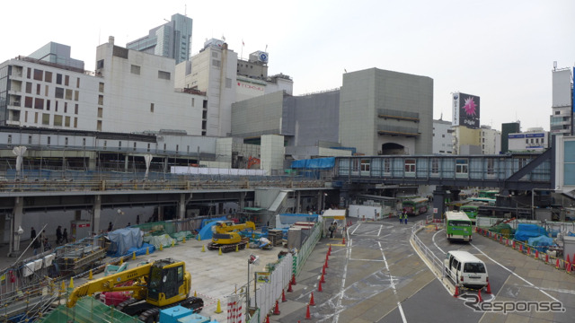 2014年4月に撮影した東横線旧渋谷駅跡地付近の様子。この付近に東棟が建つ