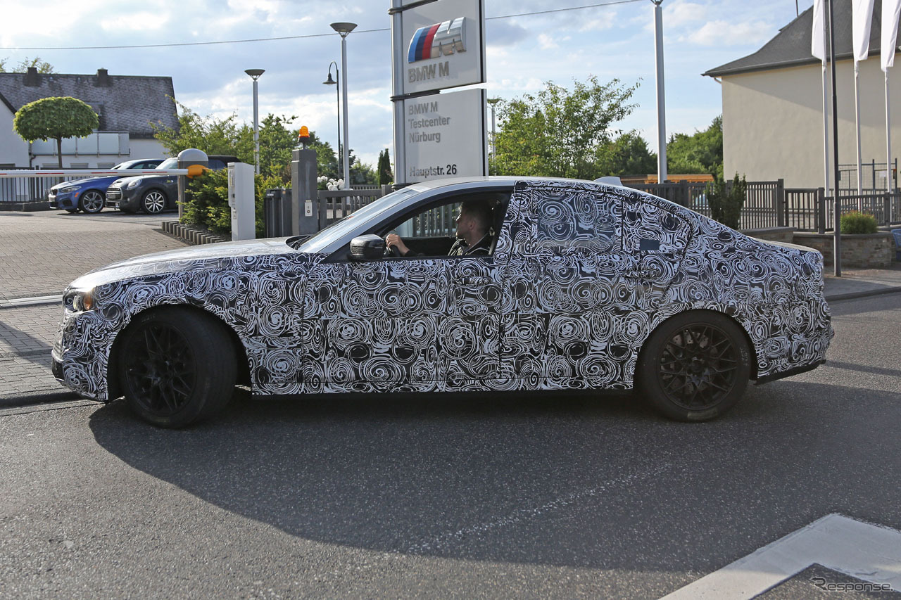 BMW M5 次期型 スクープ写真