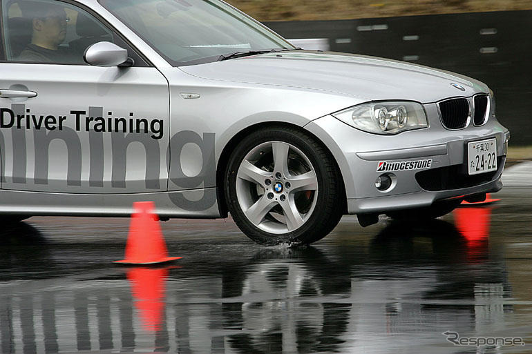 駆け抜ける歓びの源…BMWドライバー トレーニング リポート