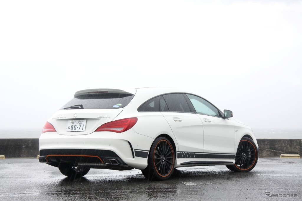 メルセデスAMG CLA45 4MATICシューティングブレークオレンジアートエディション
