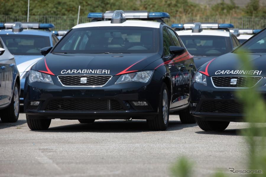 イタリア警察に納入が開始されたセアト レオン 新型