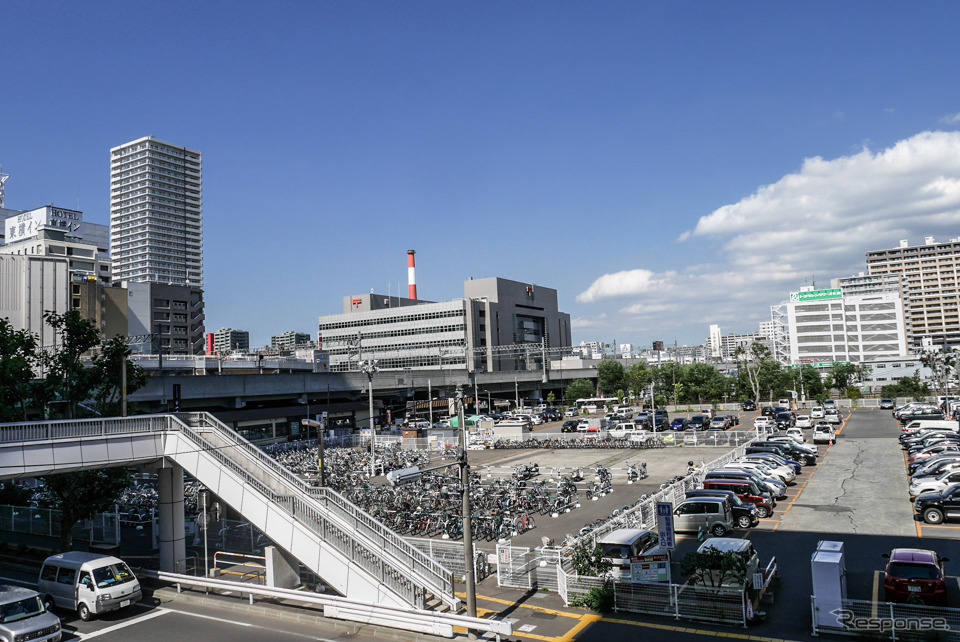 札幌駅東側の駐車場付近。周辺に建物がない分、もっともホームを設置しやすい場所でもある。