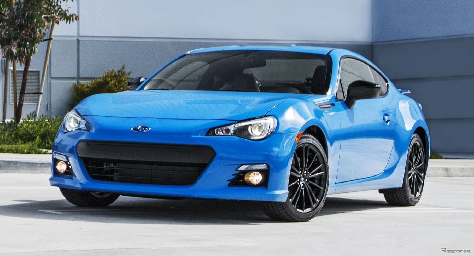 スバル BRZ ハイパーブルー
