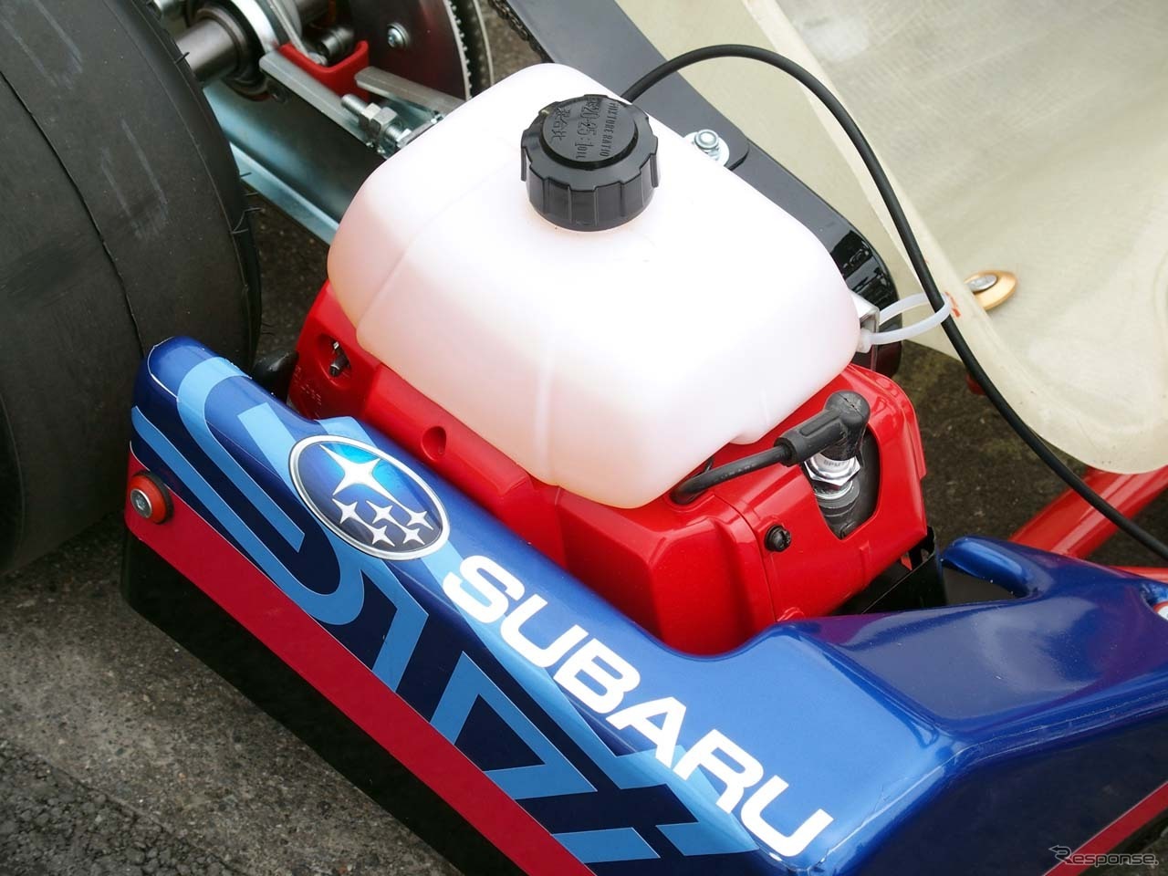 低学年向けカートには40cc・2ストロークエンジンが搭載されていた
