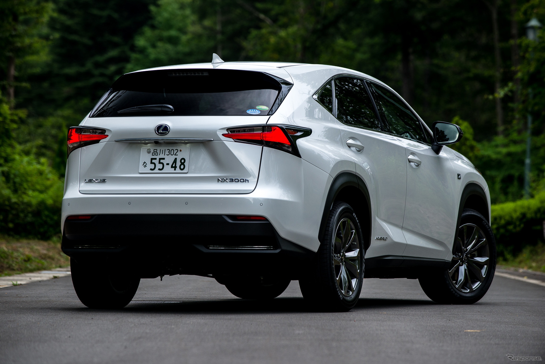 レクサス NX300h Fスポーツ（参考画像）