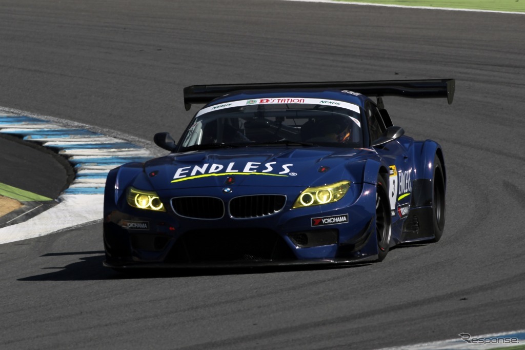 YUKE TANIGUCHI/峰尾恭輔/元嶋佑弥組ENDLESS･ADVAN･BMW