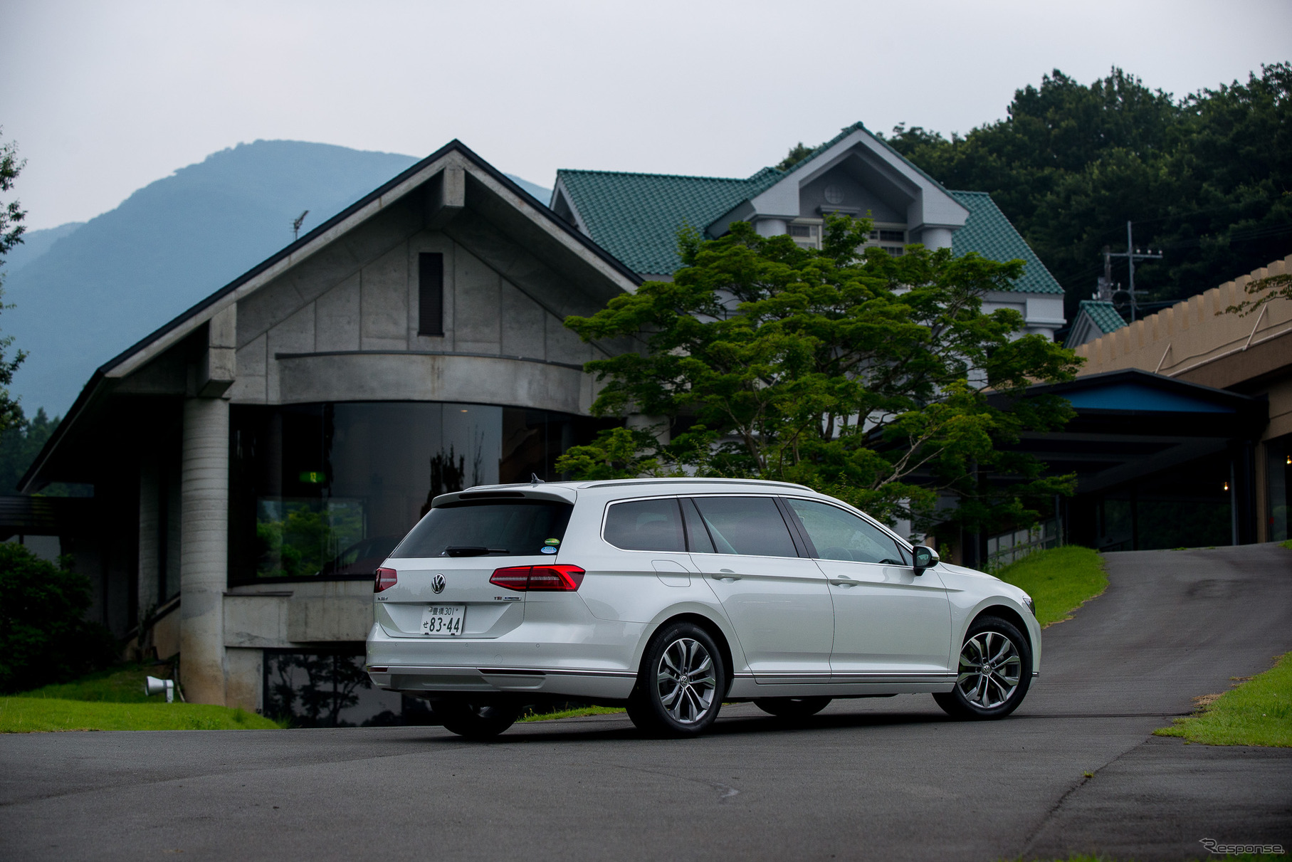 VW パサート ヴァリアント TSI Highline