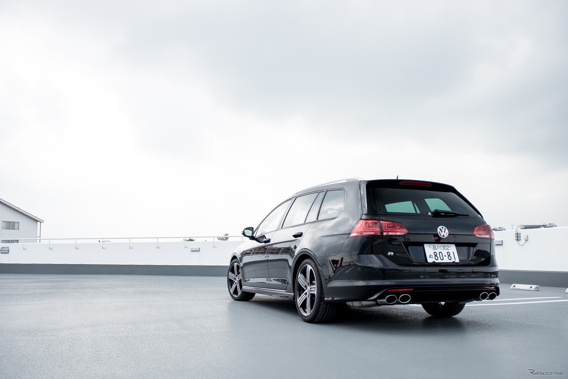 VW ゴルフ R ヴァリアント