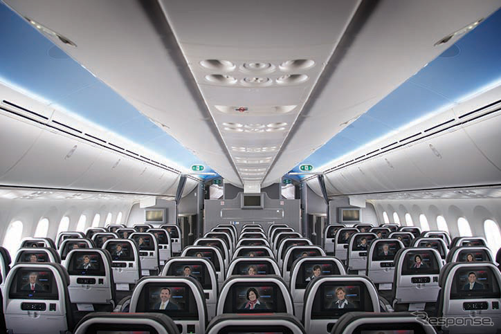 アメリカン航空のドリームライナーのエコノミークラス