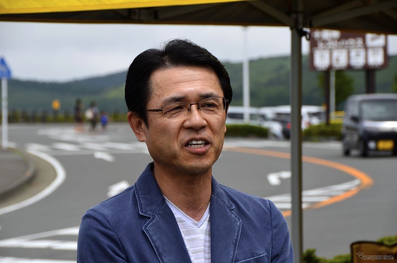 箱根・十国峠で点検活動に参加した住友ゴム工業の山本悟 取締役常務執行役員。