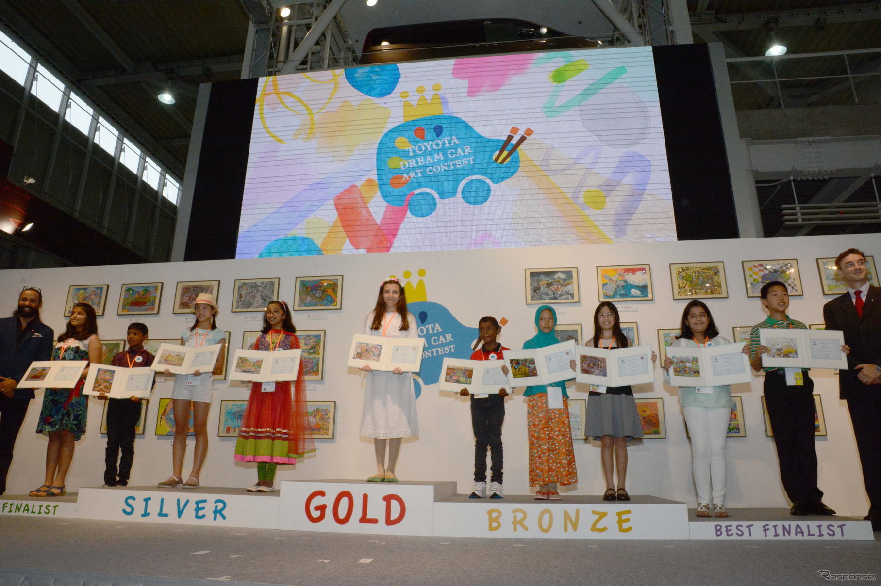 8～11歳の部のファイナリストたち