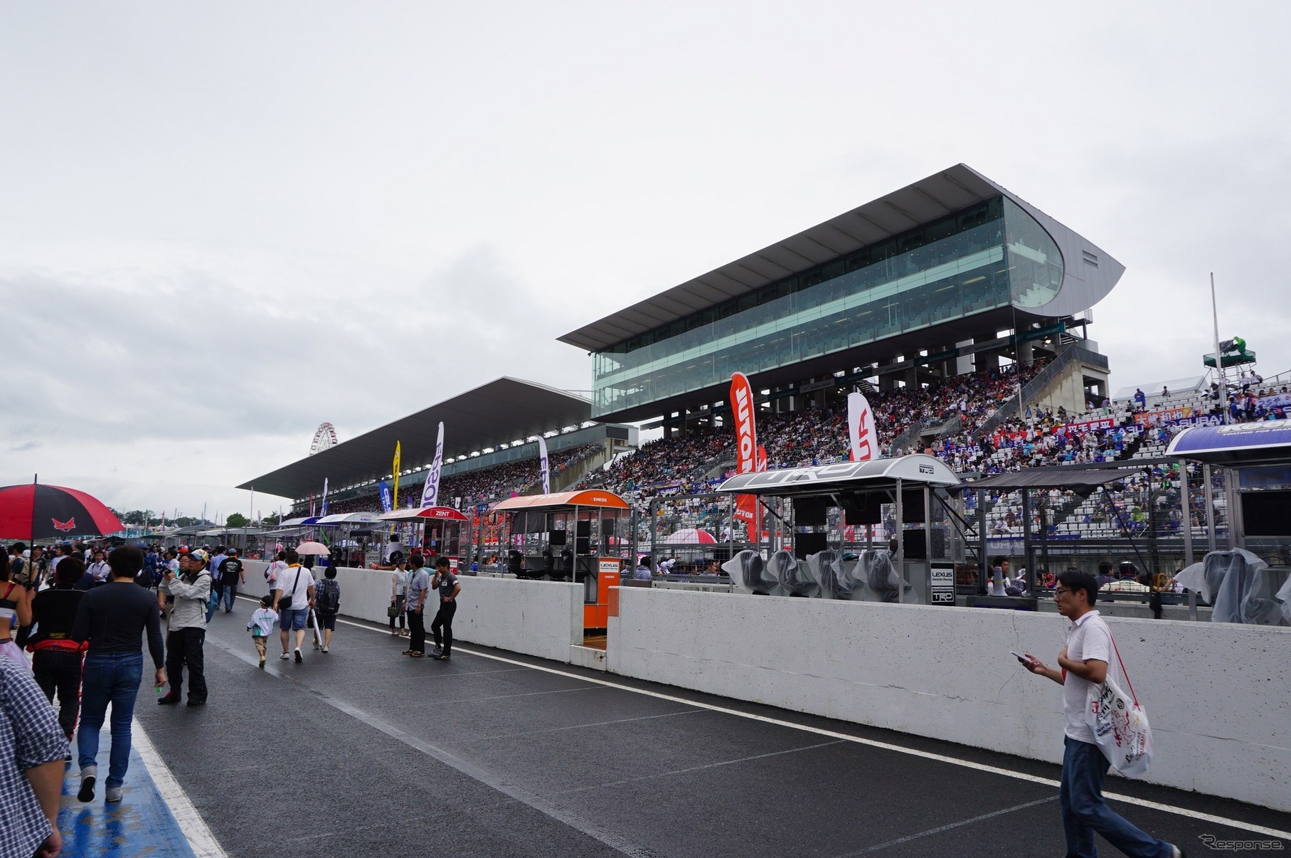 【SUPER GT 第5戦】雨の鈴鹿1000km、決勝の観客数は3万4000人