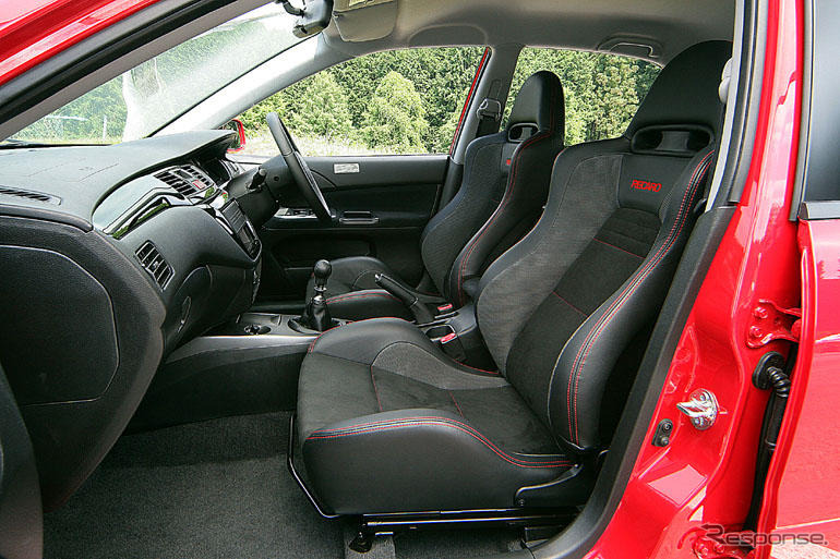 【三菱 ランサーエボリューションIX MR 登場】写真蔵…GSR／RS