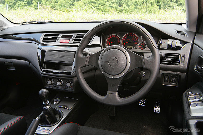 【三菱 ランサーエボリューションIX MR 登場】写真蔵…GSR／RS