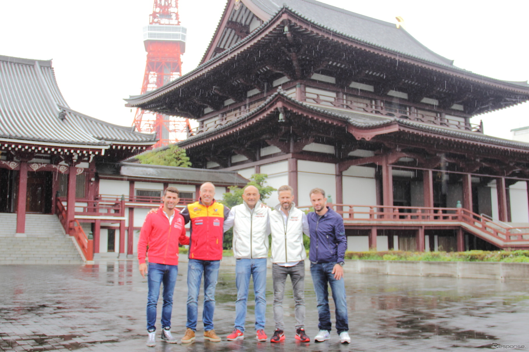 日本ラウンド開幕前にロペス、コロネル、タルクィーニ、モンテイロ、ラピエールが増上寺を訪問