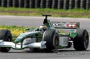 マニクールF1合同テスト、シューマッハ余裕の調整