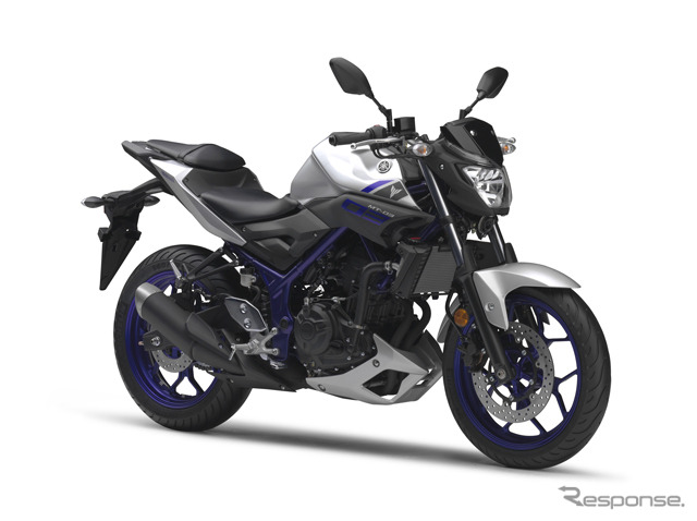 2015年10月10日より発売するヤマハ MT-03。