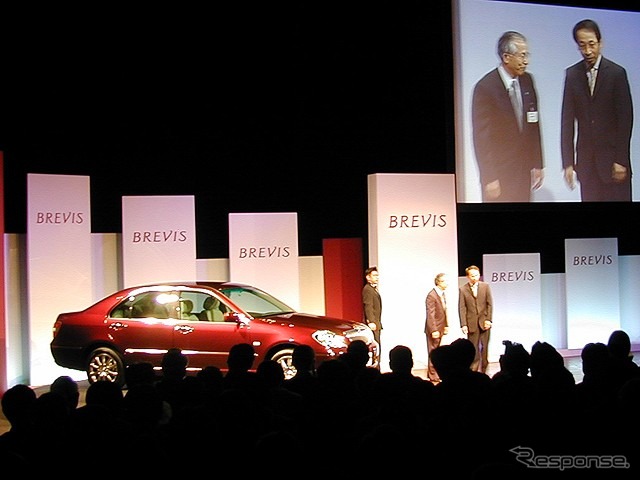 【トヨタ『ブレビス』発表】ミディアムサイズにまた高級車