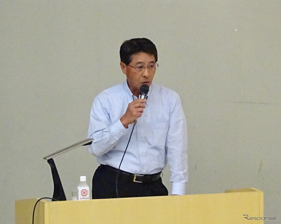 中央大学後楽園キャンパスで出張授業を行った、マツダの小飼雅道社長