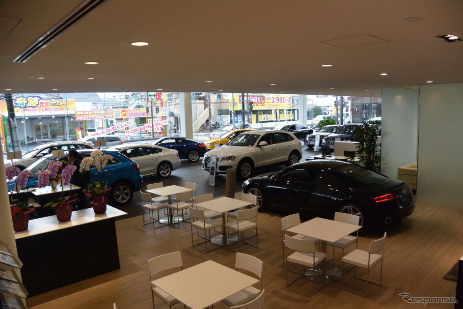 アウディ相模原 ショールーム