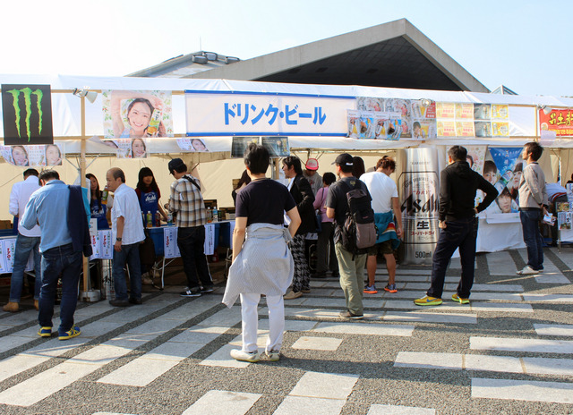 ドリンクを販売しているブースもあった