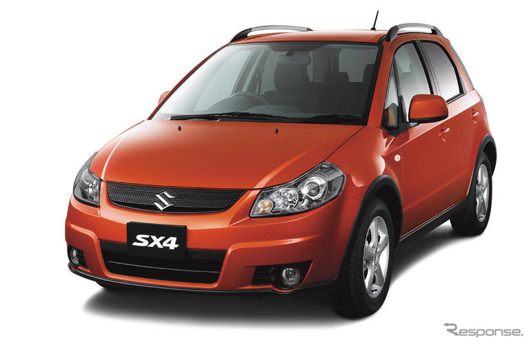 スズキ SX4  にアウトドアテイストで2.0エンジン搭載モデル