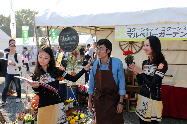 初心者レギュラーに片山右京がアドバイスも、大盛況のさいたまクリテリウム（画像＝佐治豊）