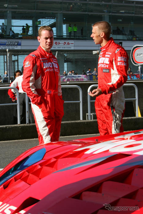 【SUPER GT】写真蔵…第8戦、フェアレディZが今季2勝目