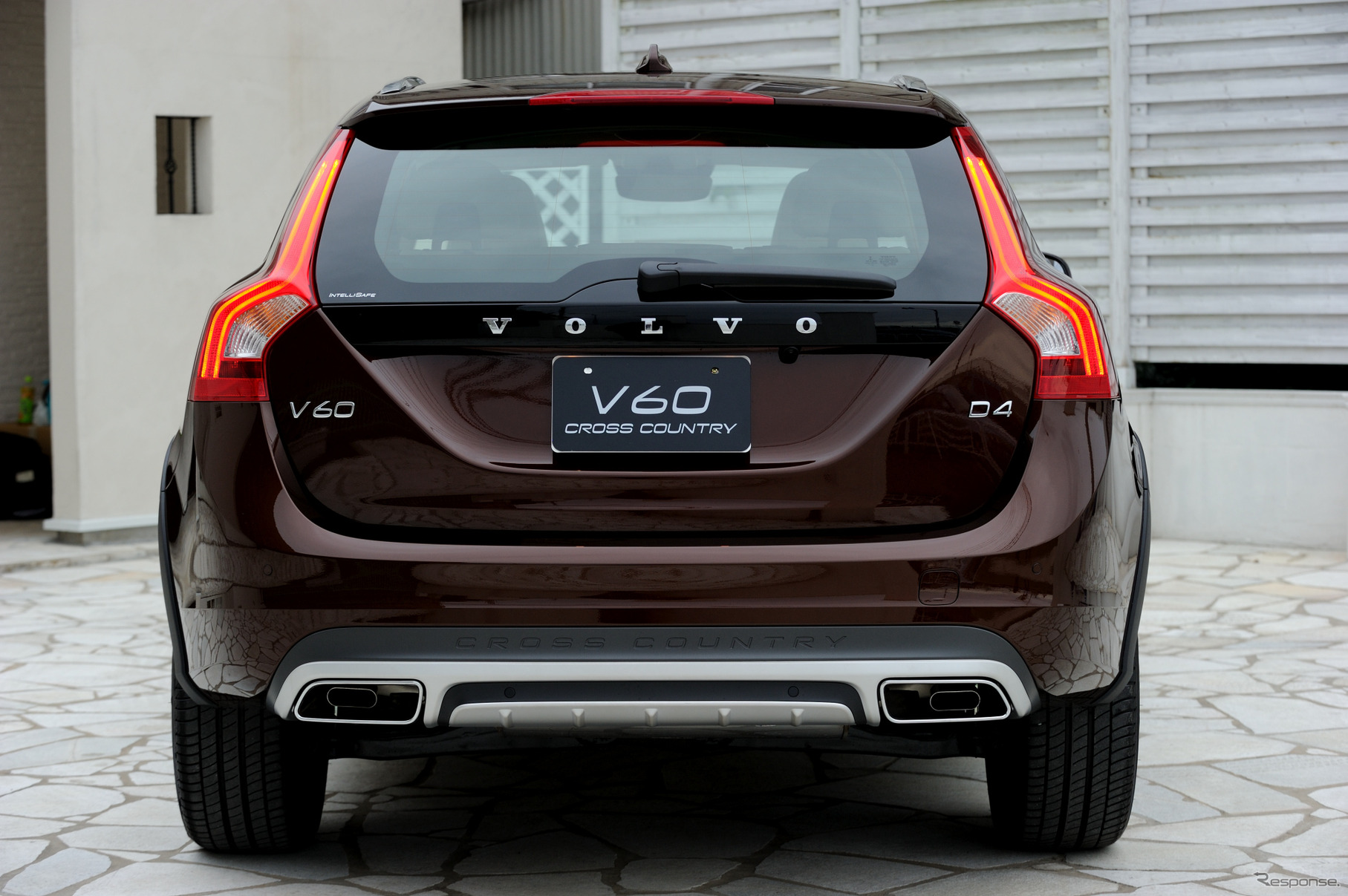 ボルボ V60クロスカントリー