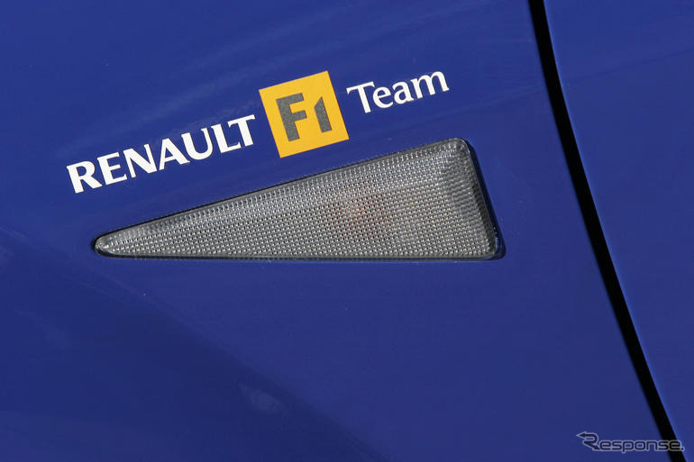 F1チャンピオンの技術力…メガーヌ ルノースポール 特別仕様 写真蔵