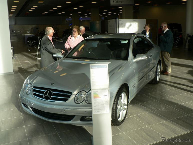 メルセデスベンツ ワールド…試乗もできる