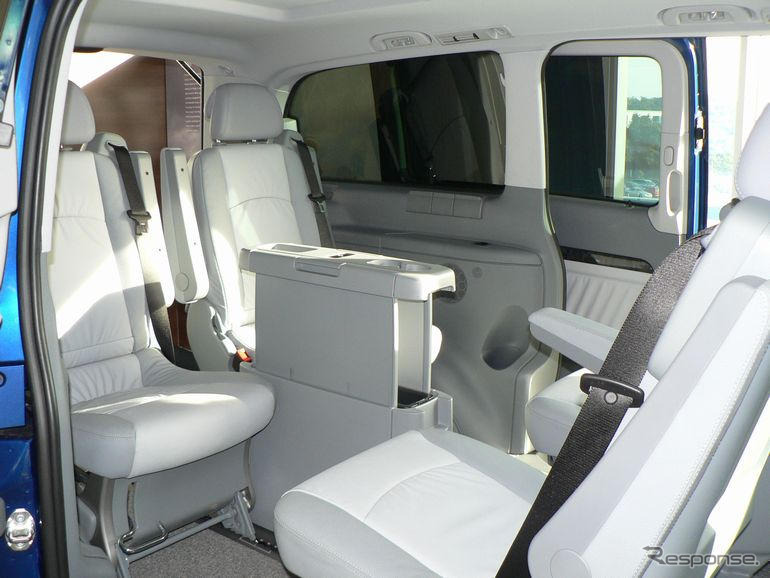 メルセデスベンツ ワールド…家族でも楽しめる