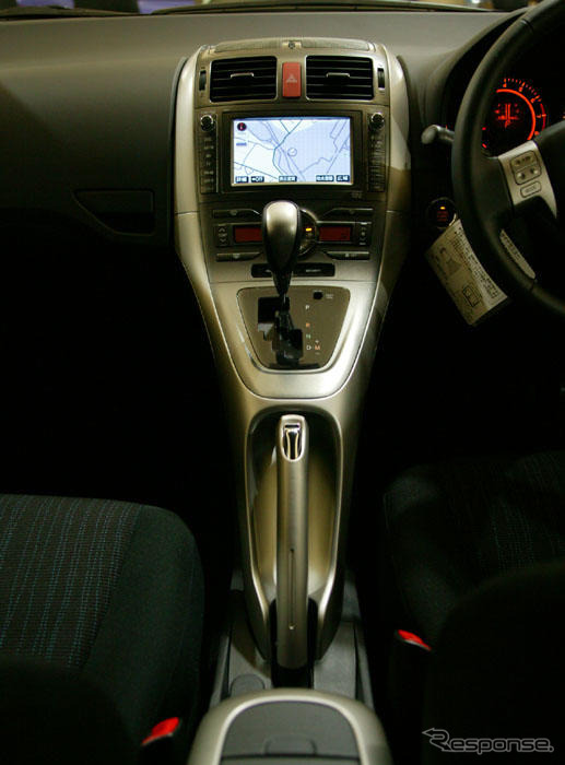 【トヨタ オーリス 発表】フライングバットレス