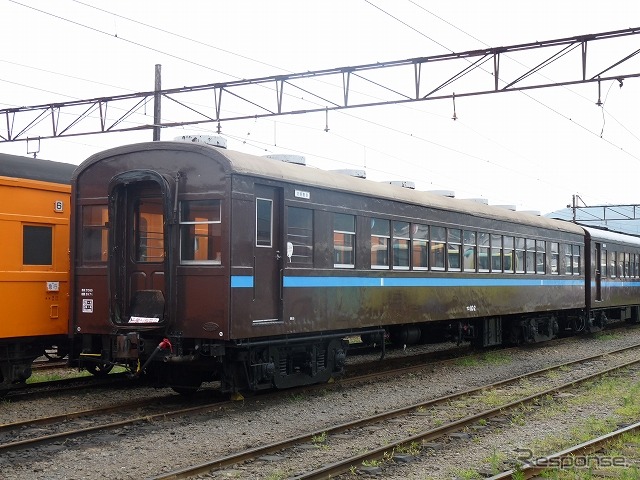 大井川鐵道はお座敷車を使った「SLおでん列車」を来年1月から3月にかけて運行する。写真はお座敷車のナロ80形（ナロ80 2）。
