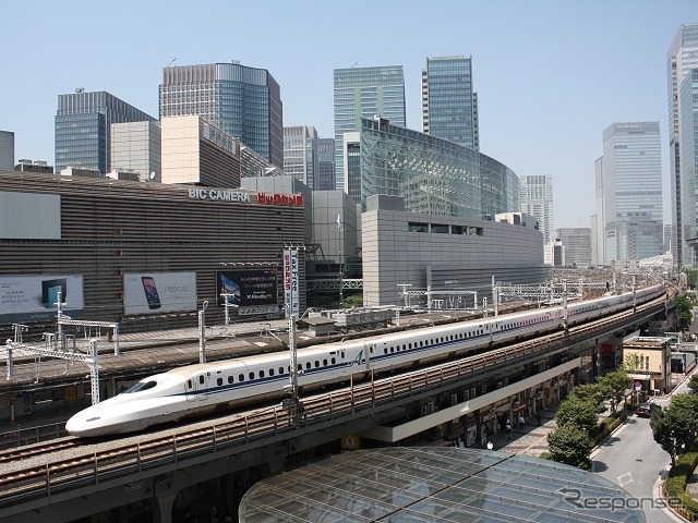 東海道新幹線ではN700A（写真）の増備やN700系の改造工事完了に伴い、最高速度285km/hの『のぞみ』『こだま』が増える。