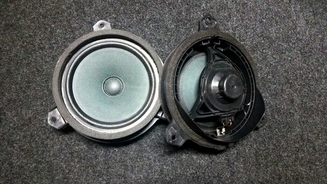 【スピーカー交換のススメ】振動板素材の違いで音色は異なる！