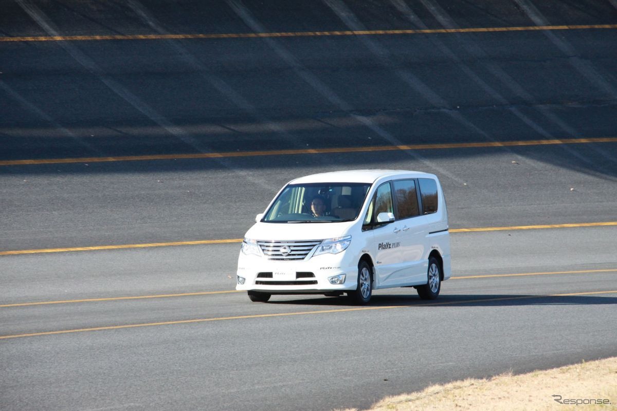 ブリヂストン PX 試乗会。セダン、ミニバン、軽の3車種についてEX20との比較走行をおこなった