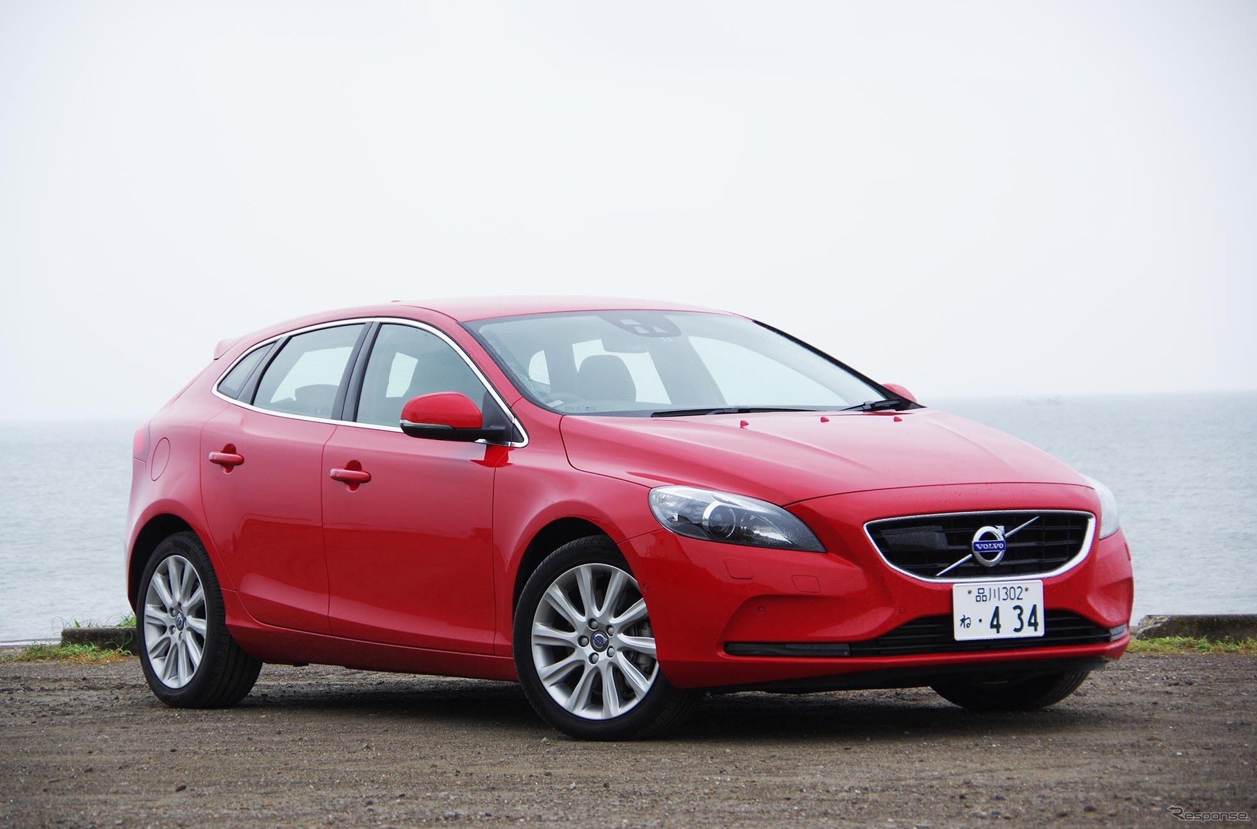 ボルボ V40 T3