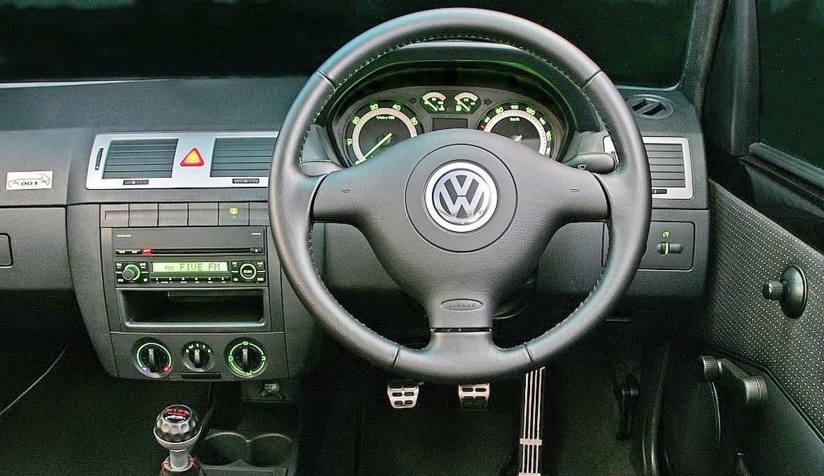 初代vw ゴルフ 南アフリカで生産終了 最終限定車を発売 5枚目の写真 画像 レスポンス Response Jp 初代vw ゴルフ 南アフリカで生産終了 最終限定車を発売 5枚目の写真 画像 レスポンス Response Jp