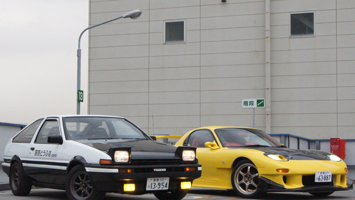 頭文字dミーティングに150台集結 リアルな 藤原とうふ店 仕様も 2枚目の写真 画像 レスポンス Response Jp