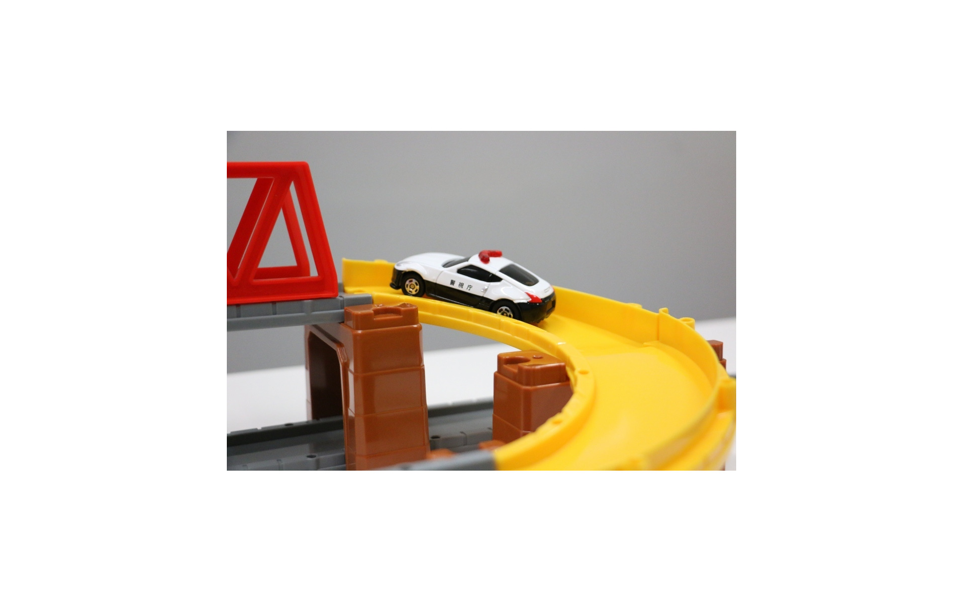 トミカ 初の充電式自動走行モデルを発売 9枚目の写真 画像 レスポンス Response Jp トミカ 初の充電式自動走行モデルを発売 9枚目の写真 画像 レスポンス Response Jp