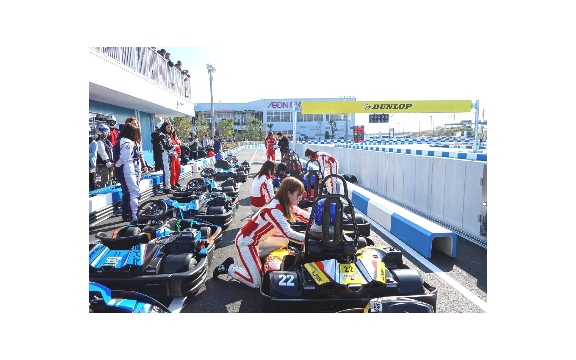 女性のモータースポーツ参加推進めざし Q1 Drive Safety 開催 Wrcで4勝のムートン女史も来日 11月12日 3枚目の写真 画像 レスポンス Response Jp 女性のモータースポーツ参加推進めざし Q1 Drive Safety 開催 Wrcで4勝のムートン女史も来日 11月12日 3枚目の写真 画像 レスポンス Response Jp